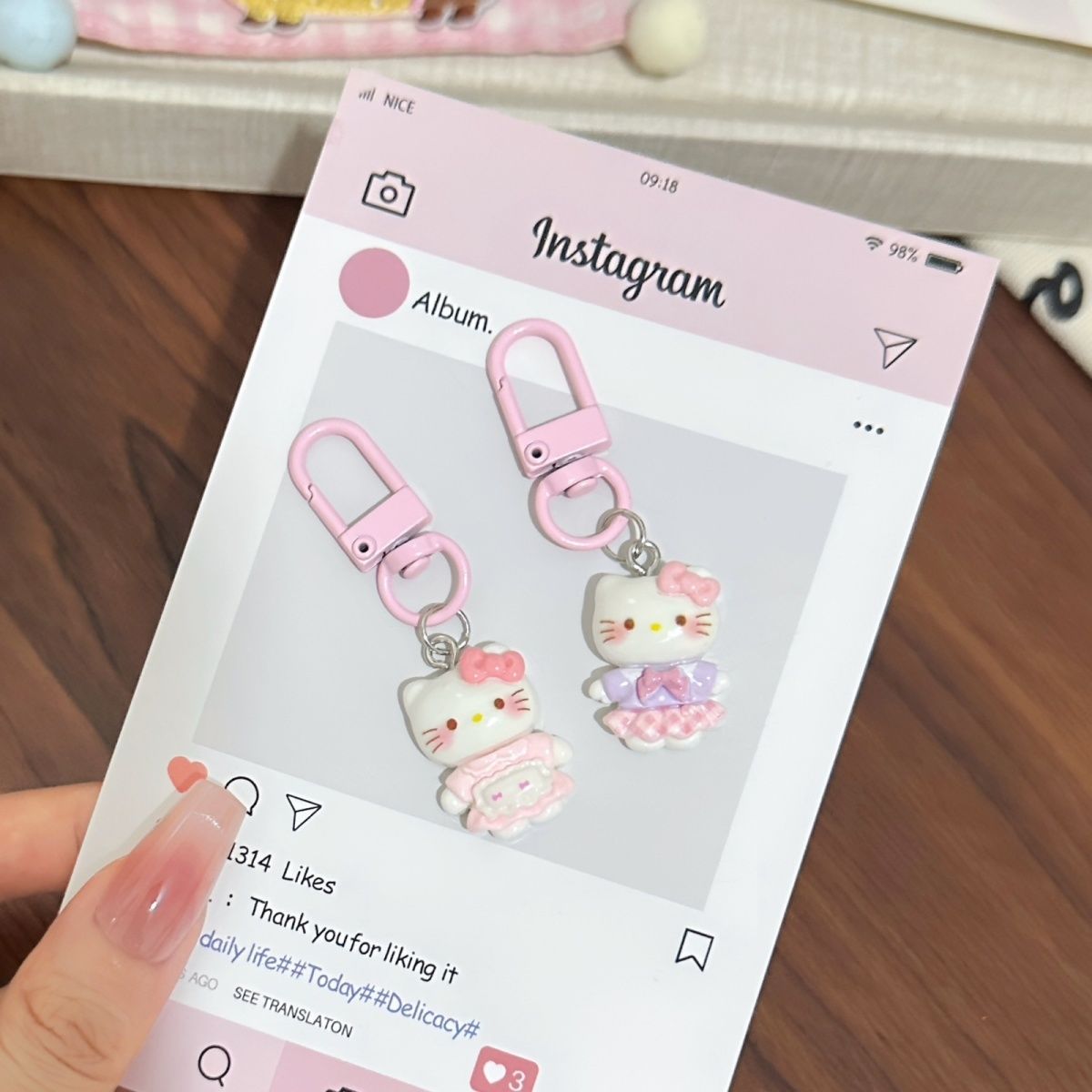 Cute Plaid Skirt Hello Kitty P - Phone Accessories Charms reseña y precio