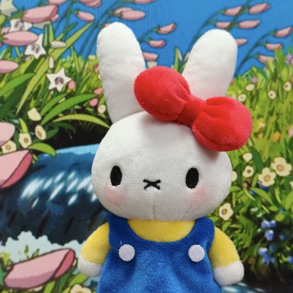 Miffy Plush Keychain Cute Bunn - Phone Accessories Doll reseña y precio