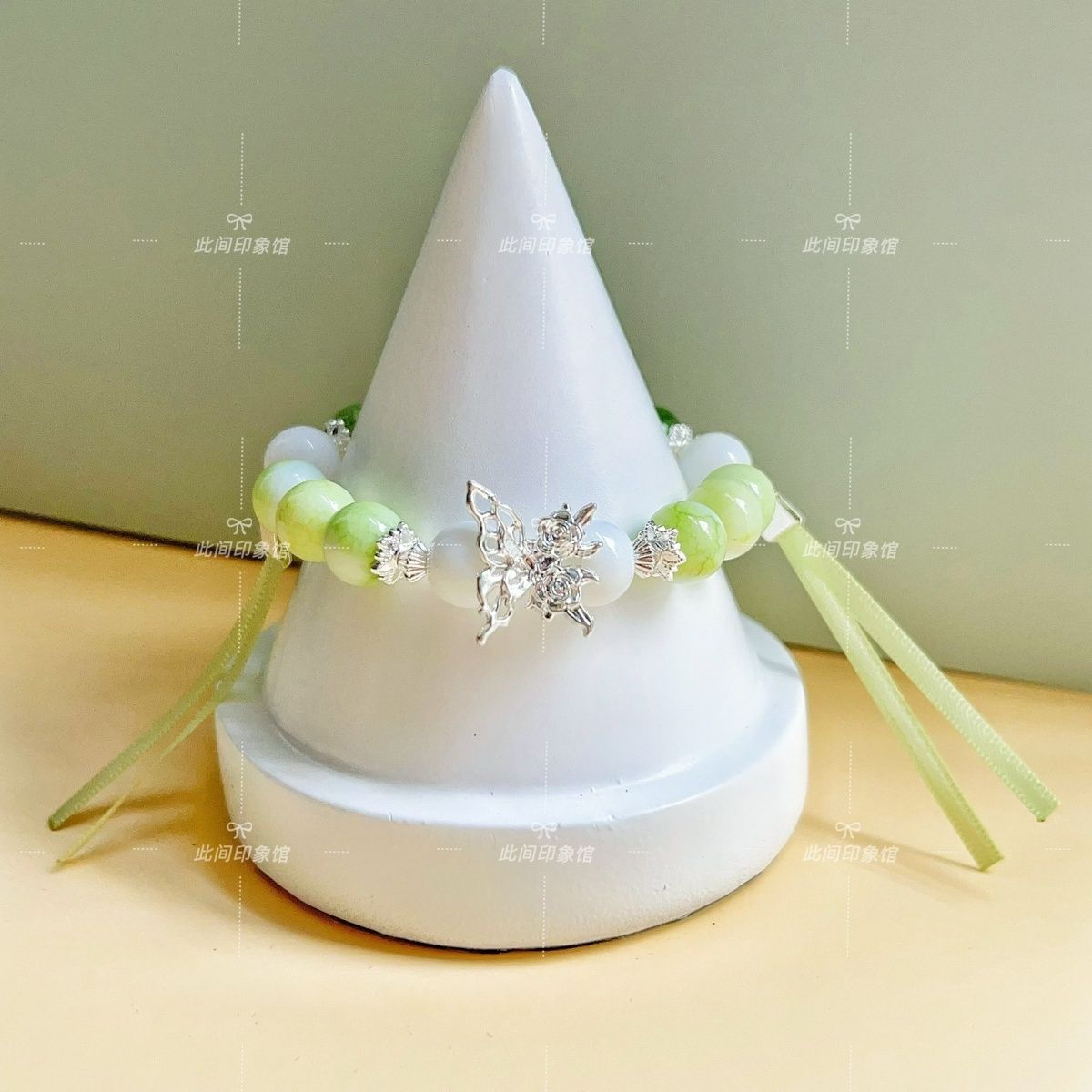 Bracelet  Love Beyond the Grav - Phone Accessories Charms reseña y precio